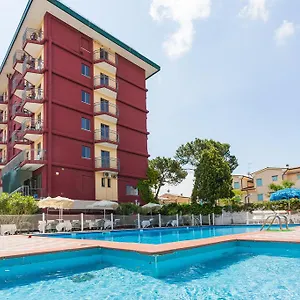 Szálloda Frank, Lido di Jesolo